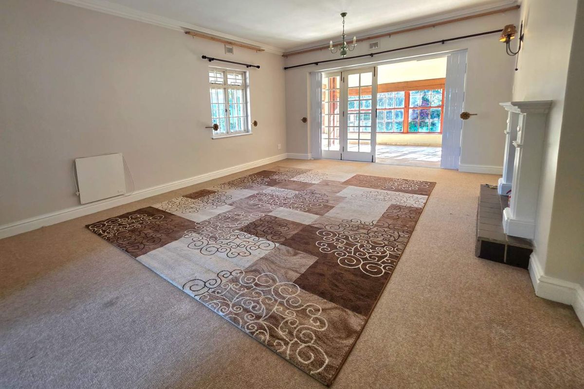 Versatile Family Home with Flatlet for Sale in Hillcrest | Pool, Level Land & Income Potential - Photo 5