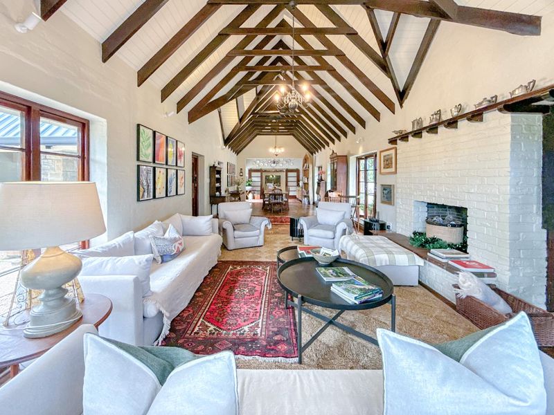 Luxury 5-Bed Historic Farmhouse, Simbithi Eco Estate - Sleeps 12! - Photo 6