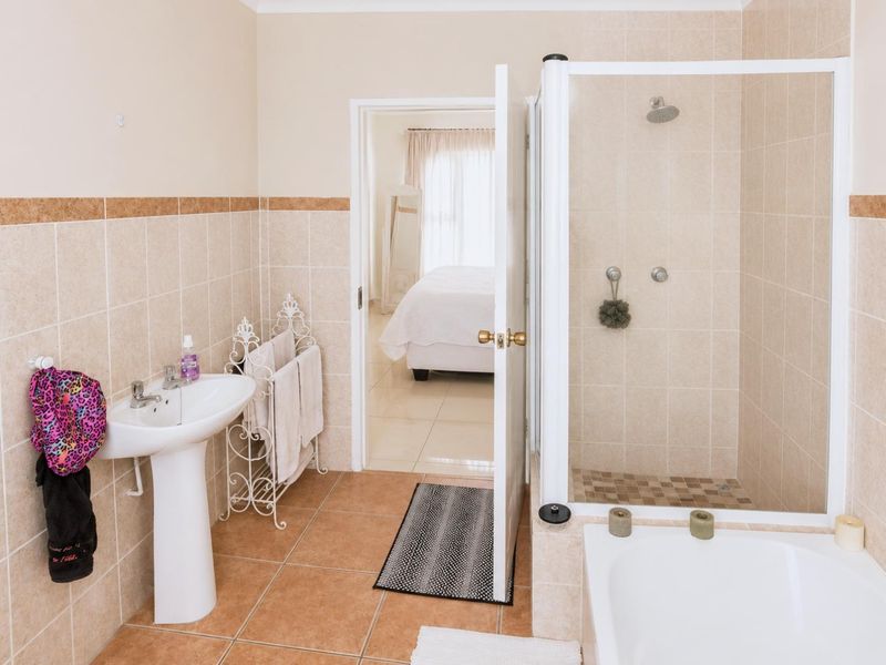 3 Bedroom Townhouse to rent in Wigeheuwel - Photo 5