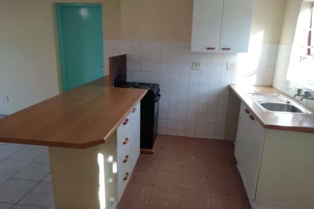 1 bedroom Apartment in Kempton Park Central - Photo 2