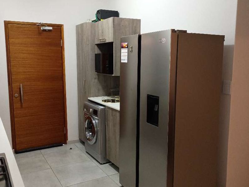 2 Beds, 2baths apartment for sale in Glen Marais - Photo 2