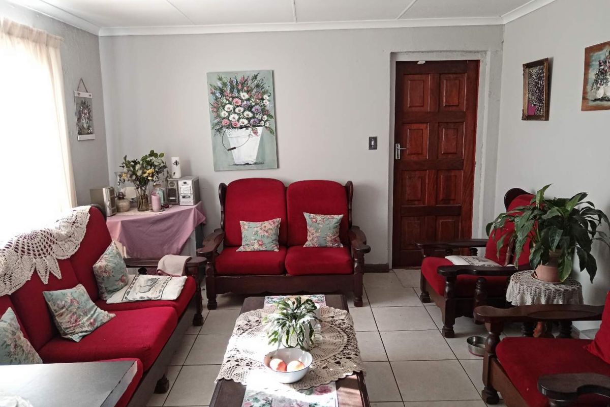 Kraaifontein-2 Bedroom House-TO LET-REALTYATLAS - Photo 5
