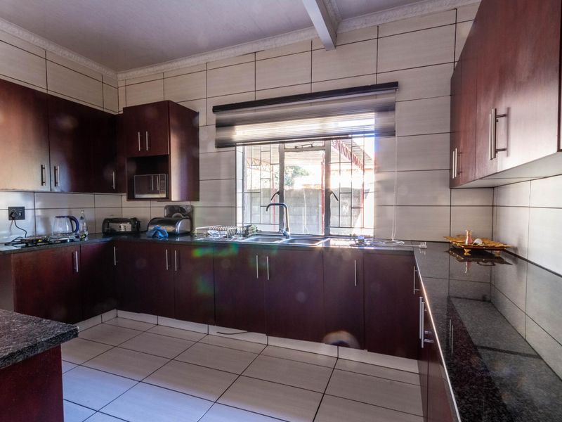 3 Bedroom House for sale in New Modder - Photo 2