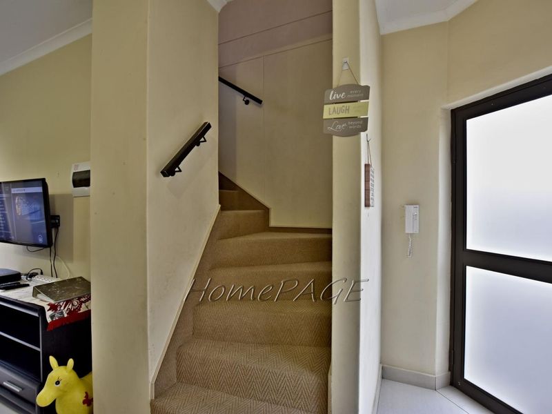 Hermes, Walvis Bay:  Very neat 3 Bedr Townhouse for sale - Photo 9