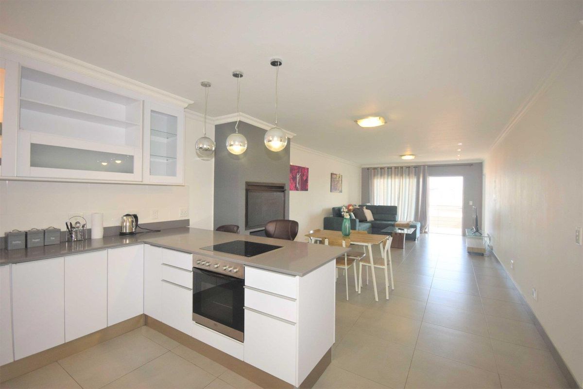 Townhouse for sale - Dolphin Beach - Photo 3