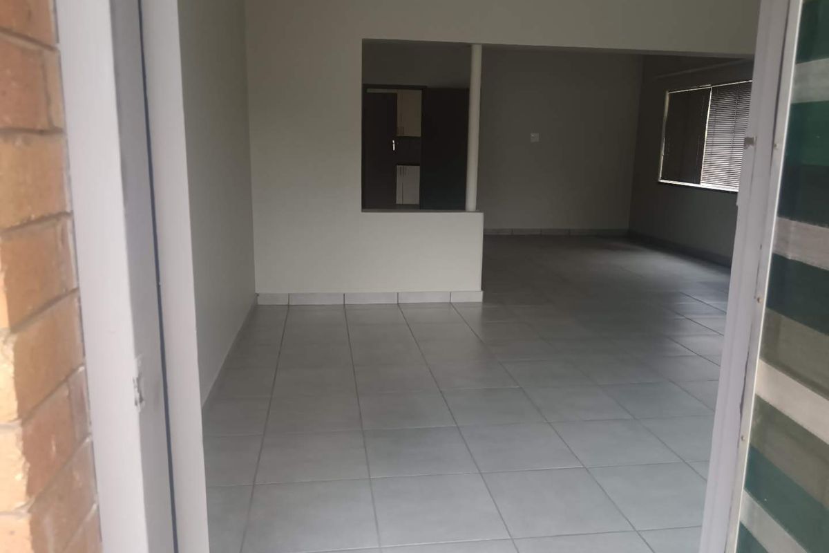 Single Storey Conventional - Photo 2