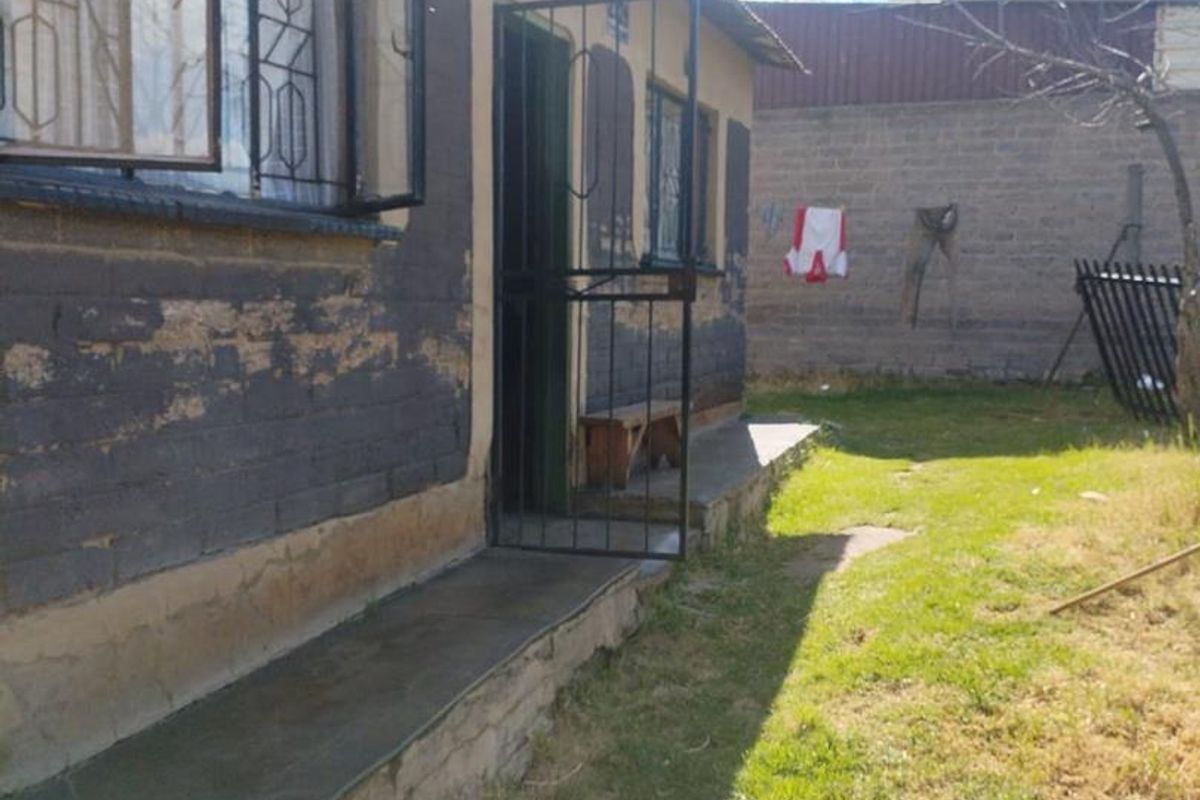 2 Bedroom House In Phomolong - Photo 3