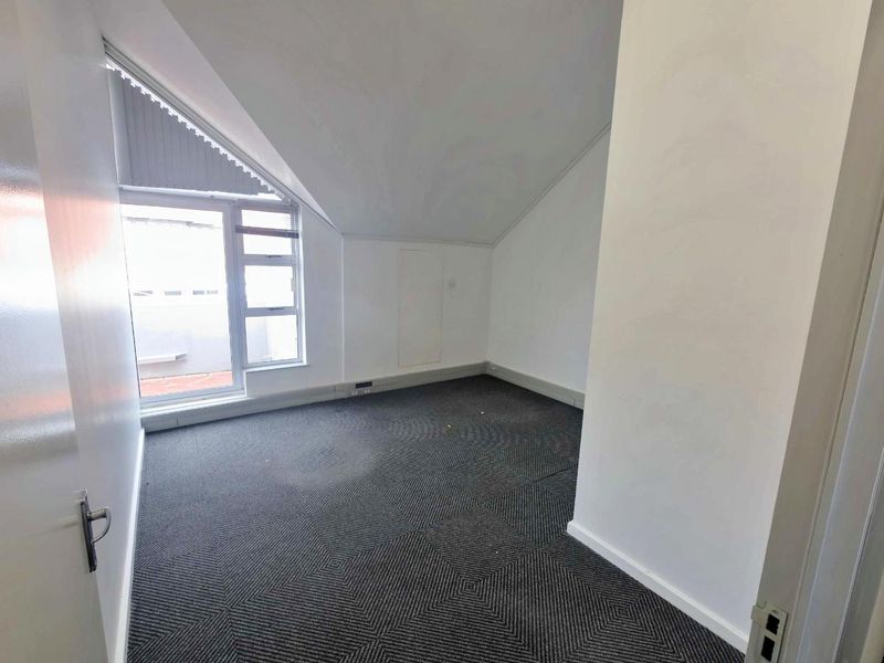 Canal-Facing Loft Office with Private Balconies - Photo 7