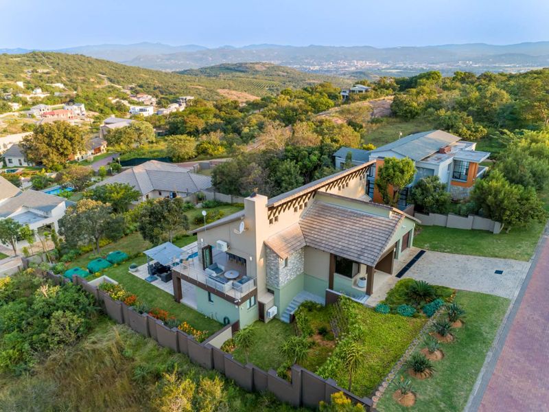 Stunning home in a Safe and Secure Estate with beautiful views. - Photo 2