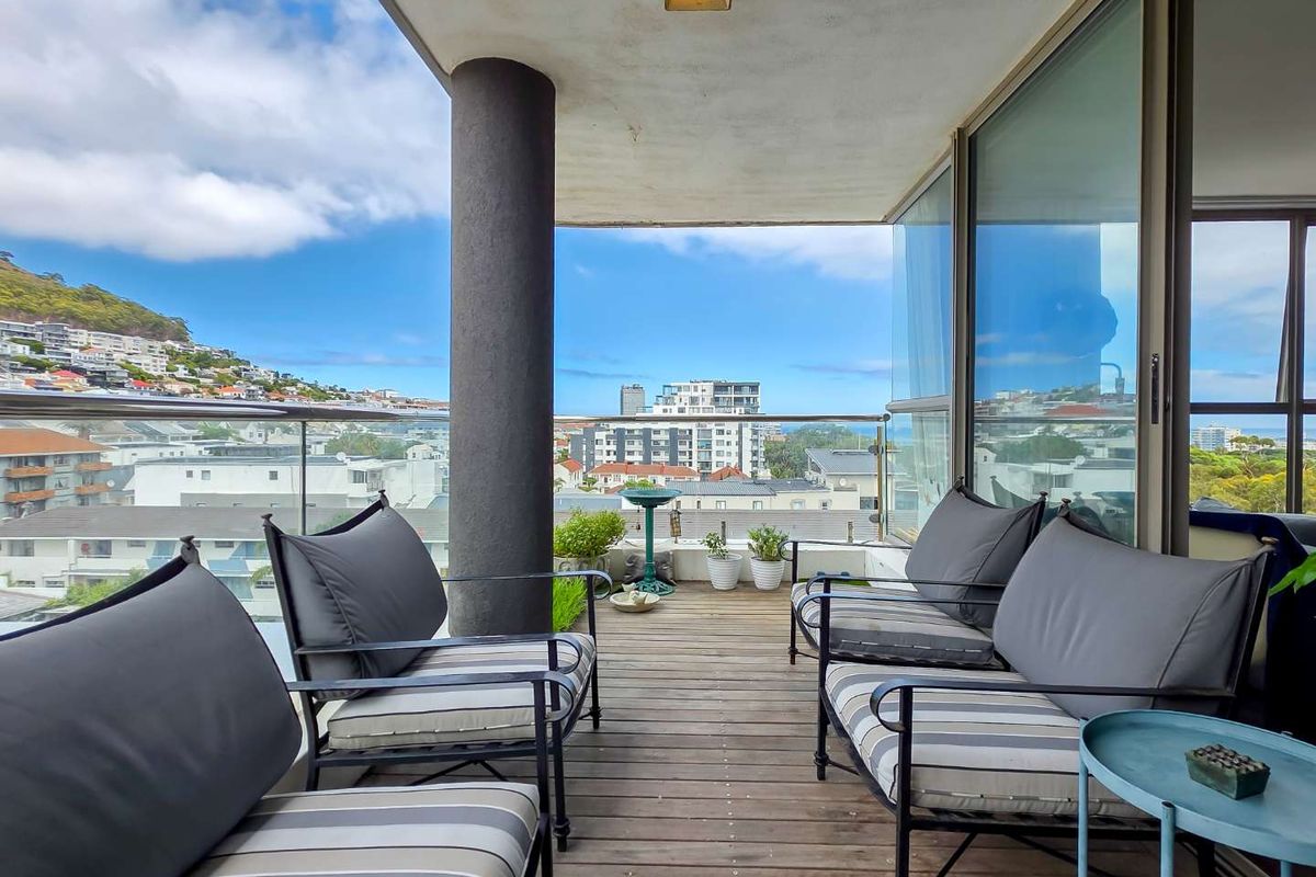 Airbnb Friendly In The Heart Of Green Point - Photo 4