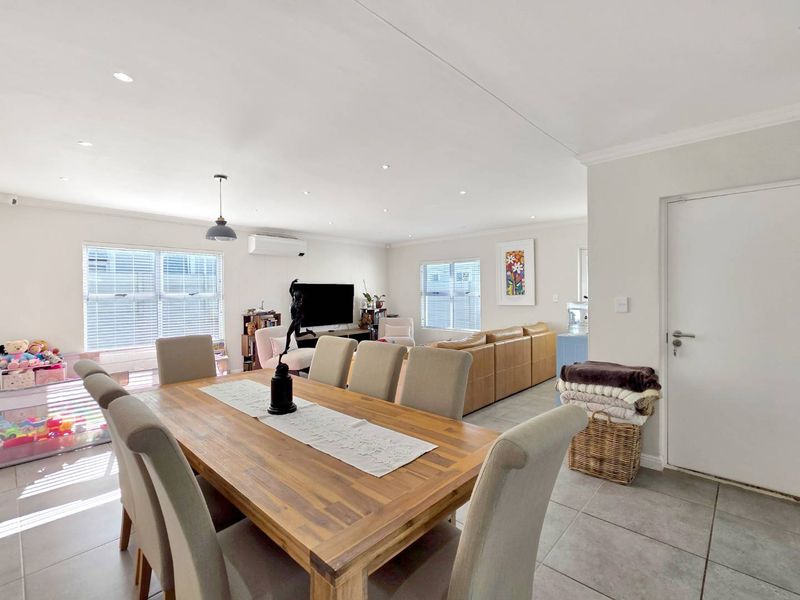 Three bedroom house to rent in Sunningdale - Photo 10