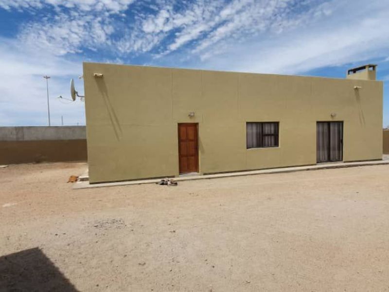 FOR SALE- 3 BEDROOM HOUSE IN ARANDIS, NAMIBIA - Photo 8