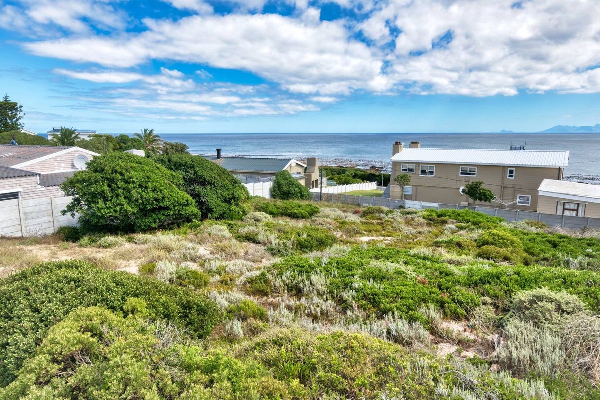 Scenic Vacant Stand on road away from the shoreline - Photo 5
