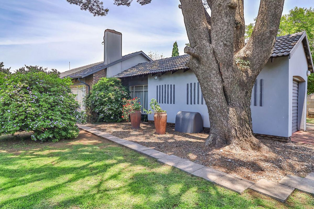 Home Sweet Home: Boma & Spalsh Pool! - Photo 4