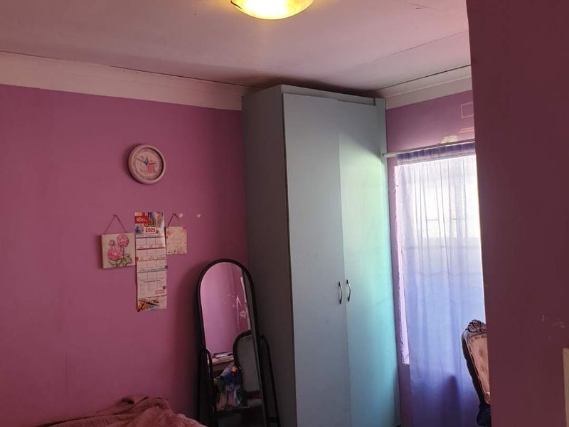 Price Reduce: Family Home in Prime Location - Photo 8