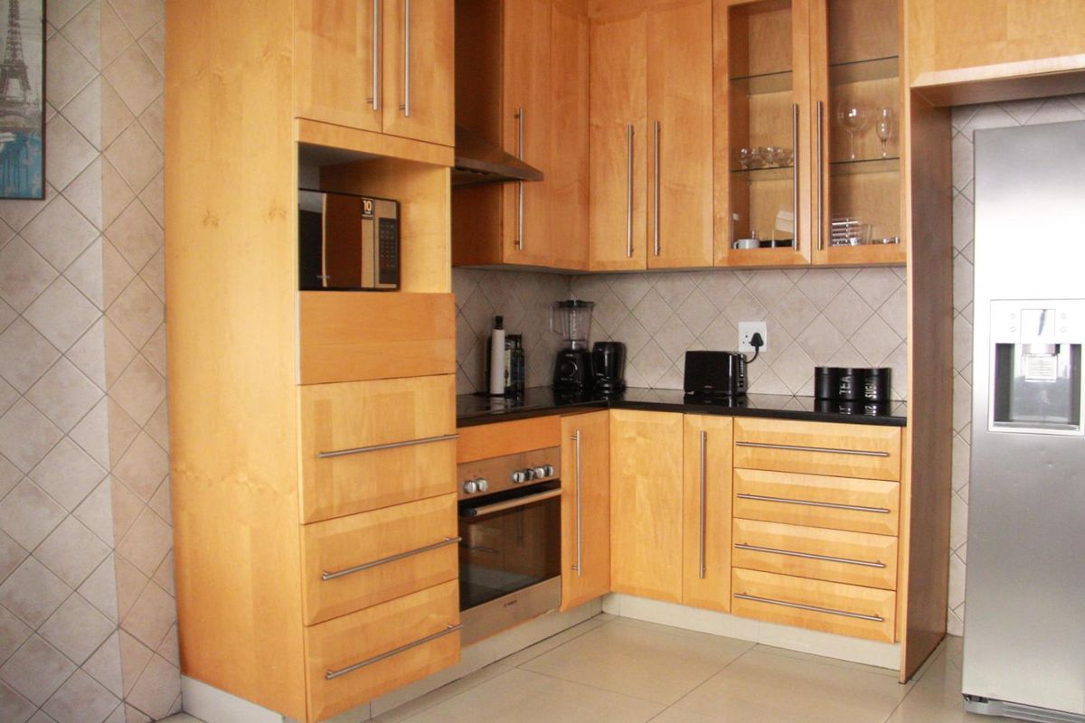 Modern Family Home for Sale in sought after Woodmead area - Photo 5