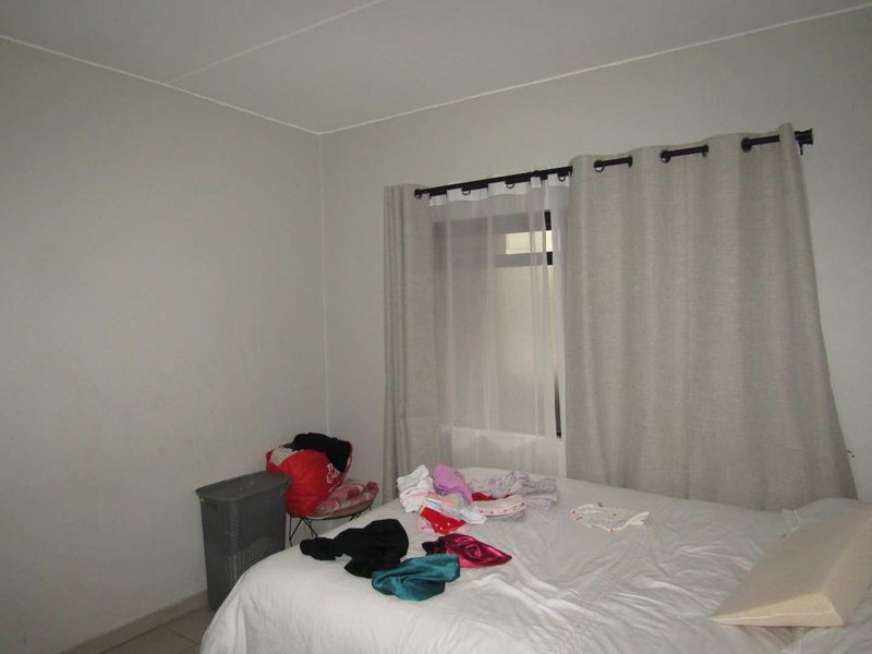 Lifestyle Living in Very Secure Complex - Photo 8