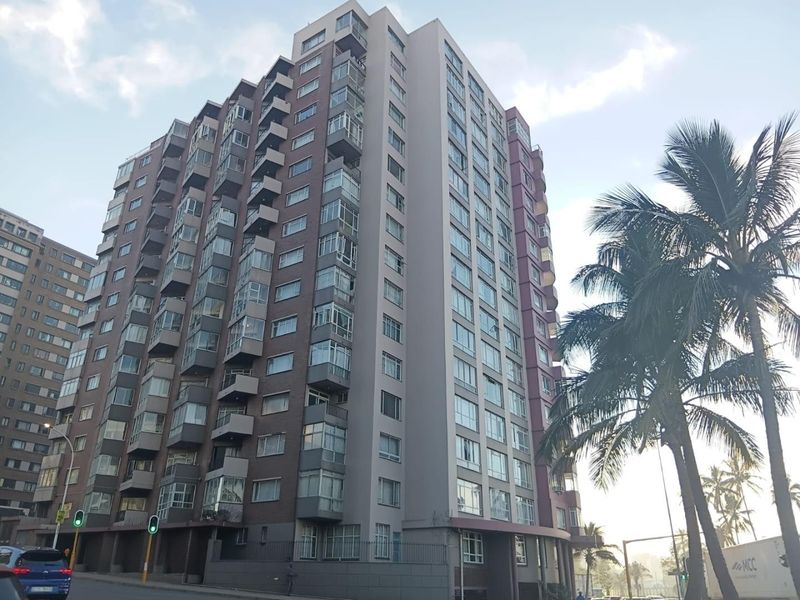 PRICE : R500 000 Apartment for Sale - Durban CBD Esplanade - Photo 1