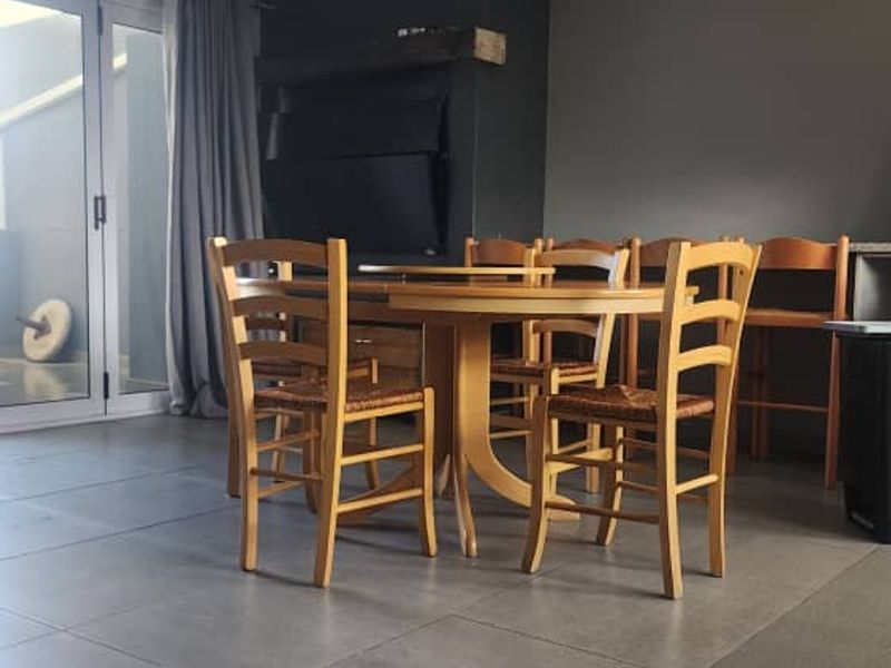 Beautiful Air B&B Unit For Sale - Langstrand - Photo 3