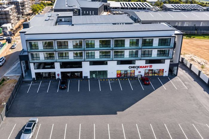 Property #2557889, Office Rental Monthly in Ballito Commercial District