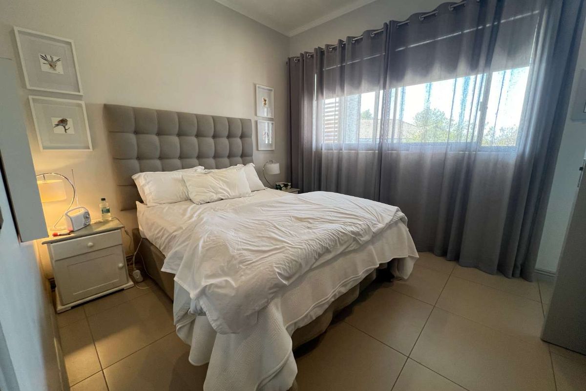 VERY ATTRACTIVE 1 BEDROOM NOW AVAILABLE - Photo 5