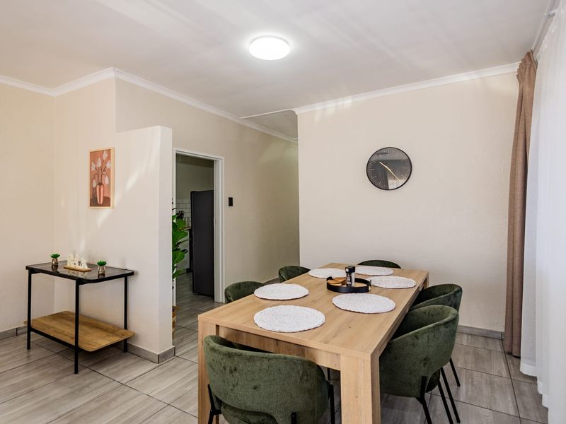 Secure & Convenient: Olive House Awaits You - Photo 2