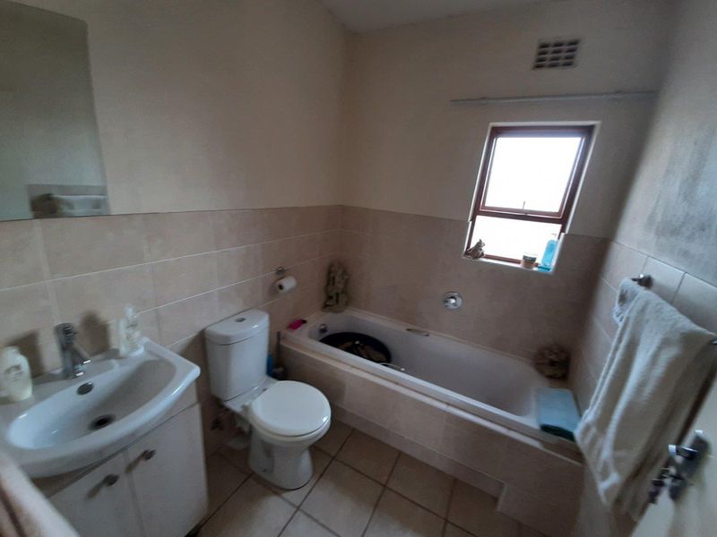 YOUR NEW HOME AWAITS - Photo 8