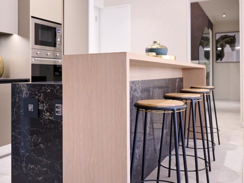 Sky-High Elegance - Photo 7