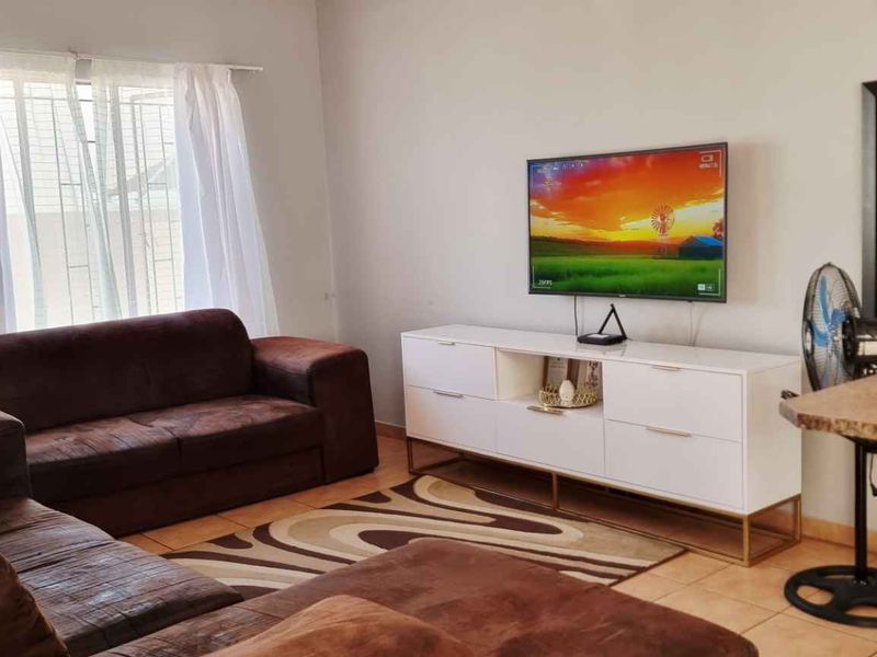 Khomasdal 2 bedroom townhouse - Photo 2