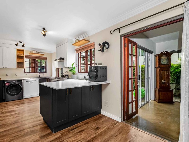 DELIGHTFUL DUPLEX LIVING IN LOVELY LONEHILL WILL LEAVE YOU IN ABSOLUTE AWE - Photo 8