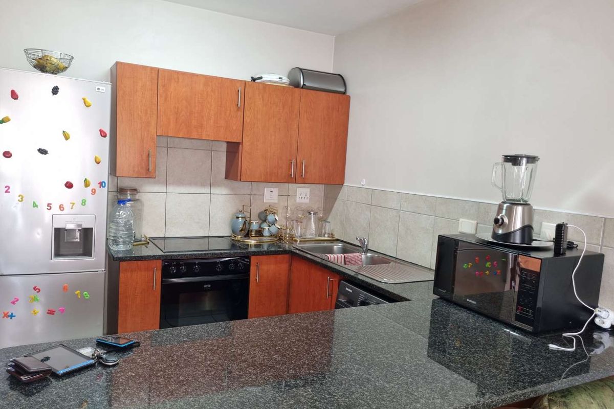 Safe & Secure! Lock up & Go! - Photo 3