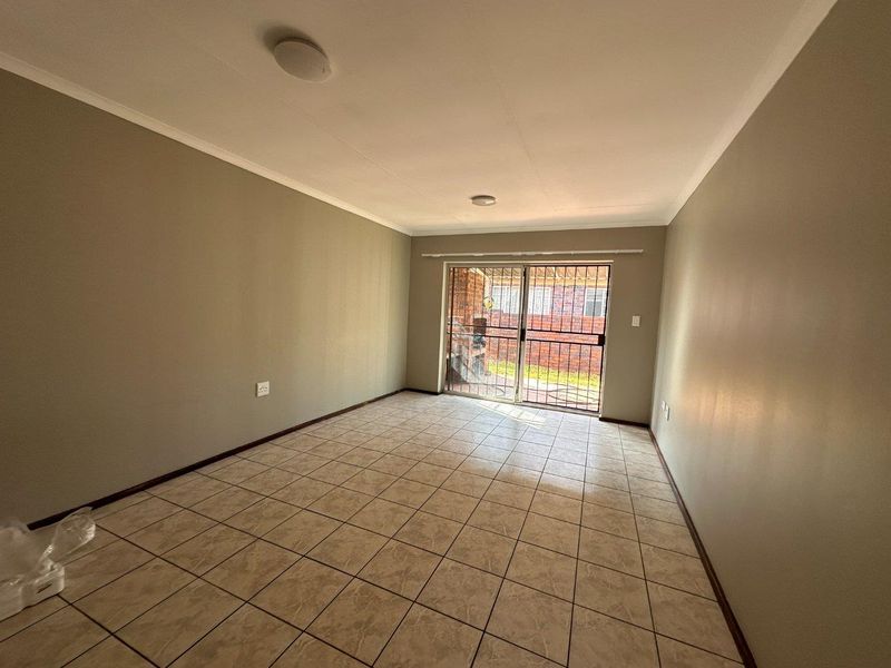 The Perfect First Home or Investment Opportunity - Photo 10