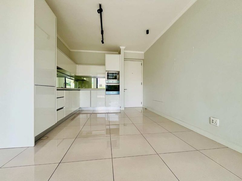 Luxury one bedroom , ground floor apartment for rent at Ellipse Waterfall - Photo 8