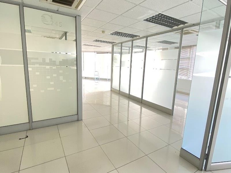 OFFICE SPACE TO LET IN AUSSPANPLATZ - Photo 8