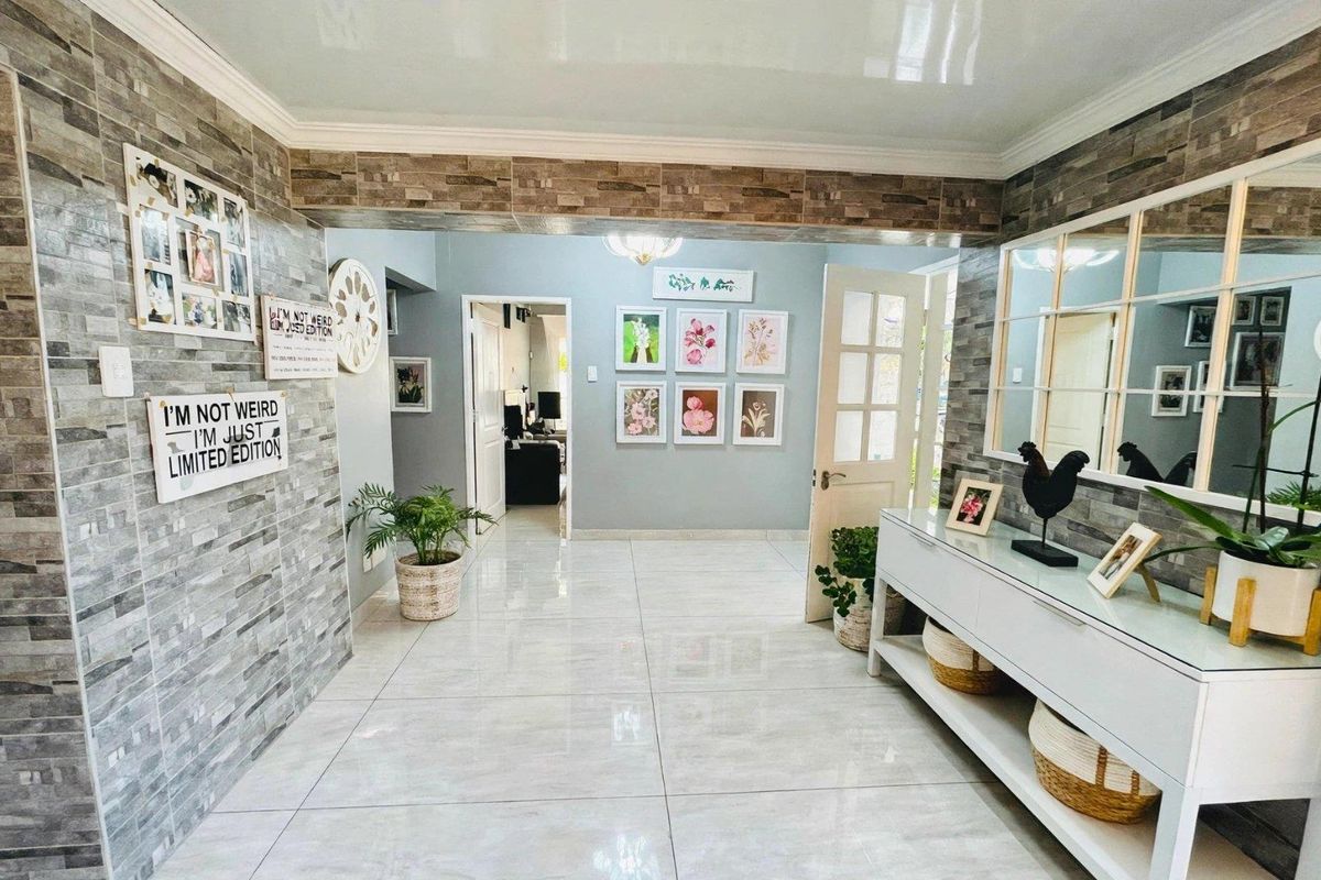 4 bedroom with pool - Photo 4
