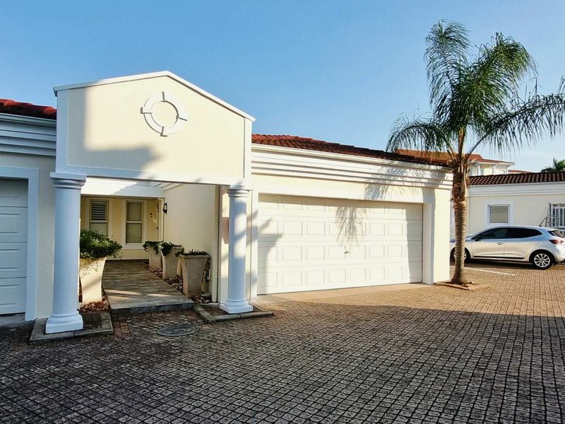 Substantial Three-Bedroom Townhouse with Sea Views in Ilala Ridge - Photo 1