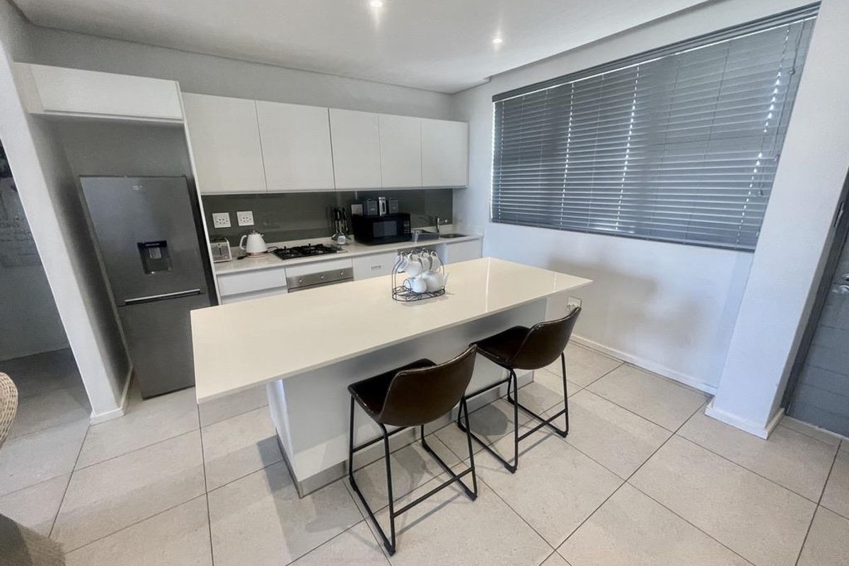 Hendra - Contemporary 2-Bedroom Apartment For Sale in Ocean Dune - Photo 3