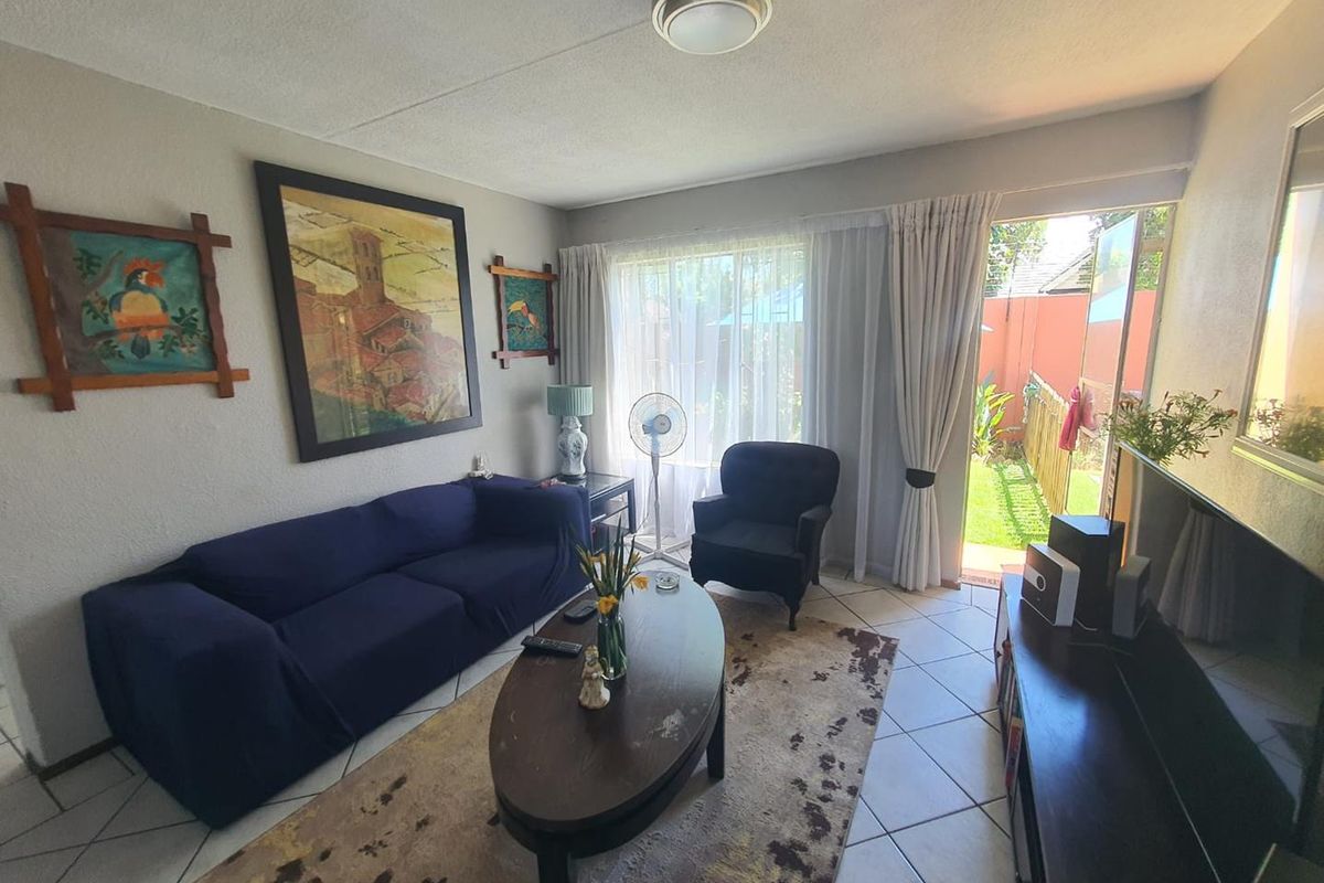 Townhouse - Investment Opportunity - Photo 2