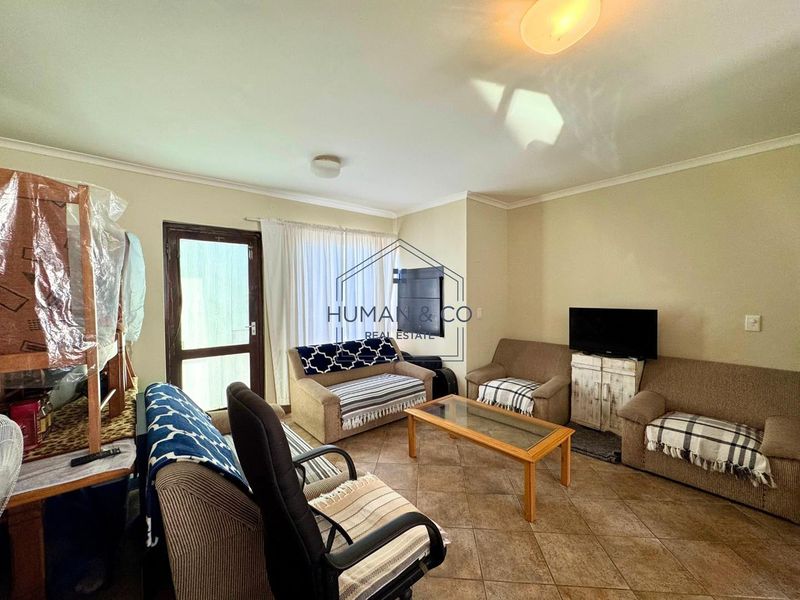 Modern ground floor townhouse near Lagoon and town center - Photo 4