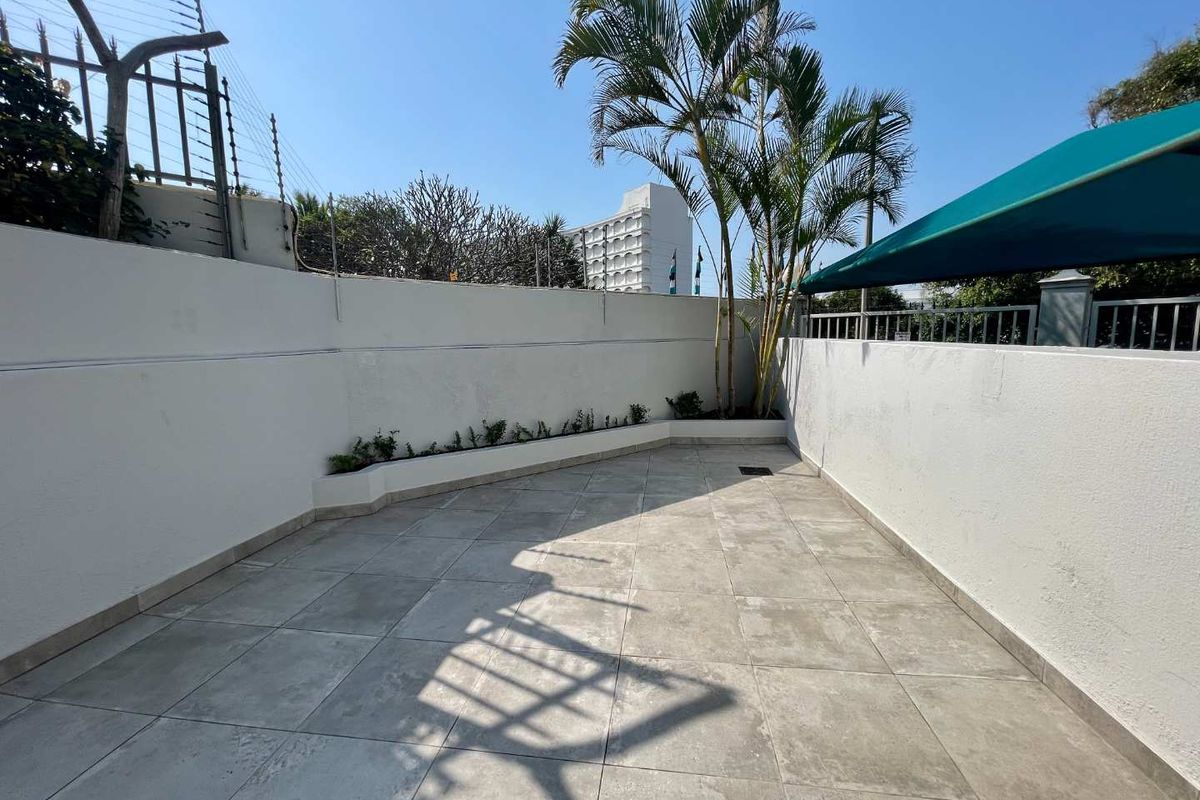 Hendra Estates - Exquisite Pet friendly 3 Bedroom Townhouse for Sale!! - Photo 3