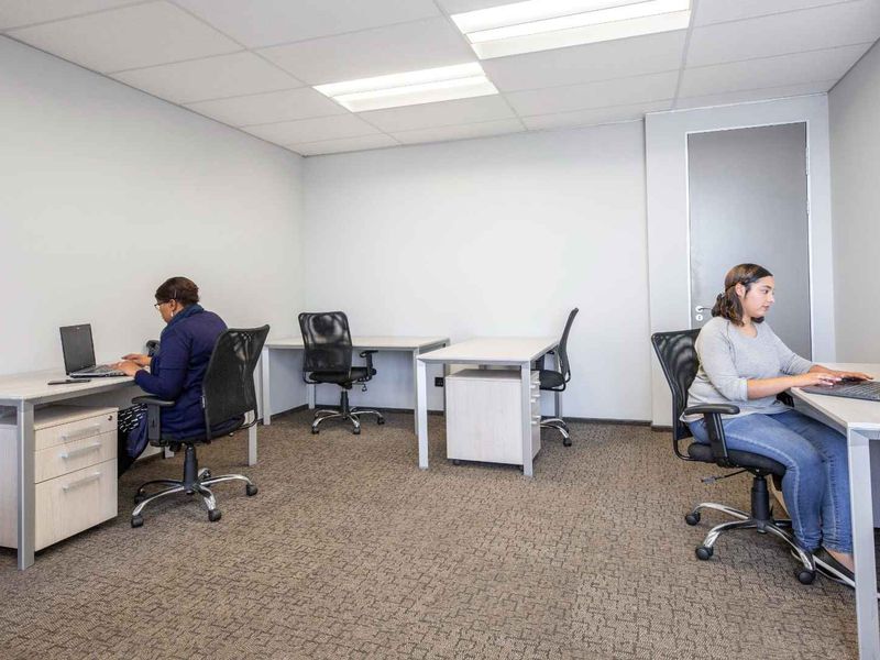 Professional office space in SPACES Century City on fully flexible terms - Photo 2