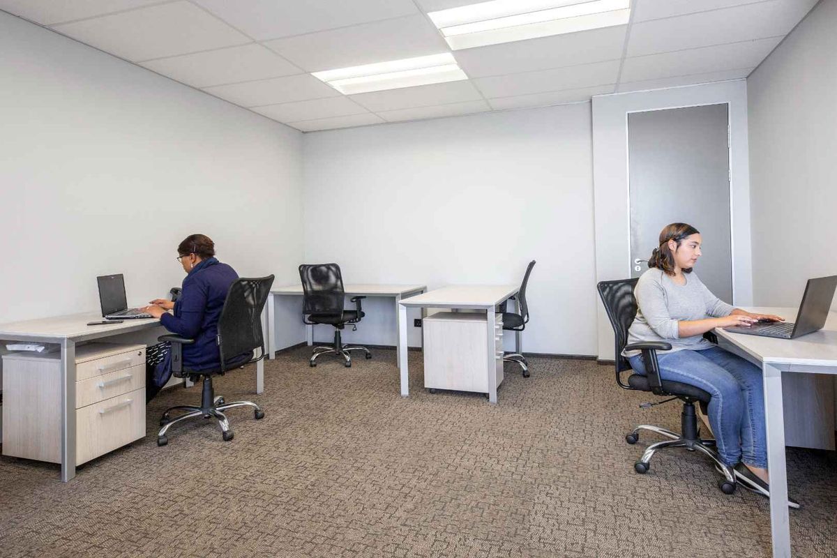 Professional office space in SPACES Century City on fully flexible terms - Photo 2