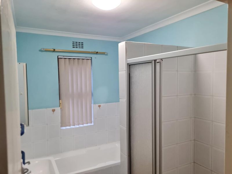 Perfect Blend of Charm and Comfort in sought after area. - Photo 8