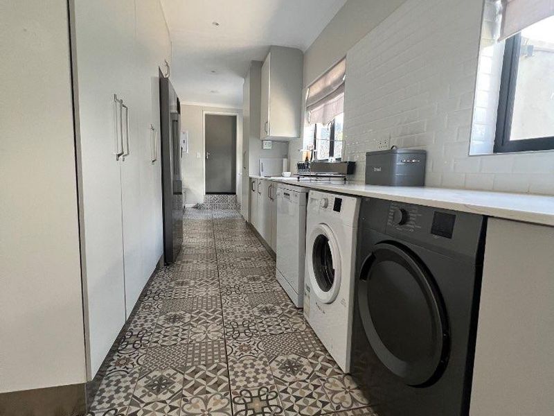 Beautiful furnished residence - Photo 9