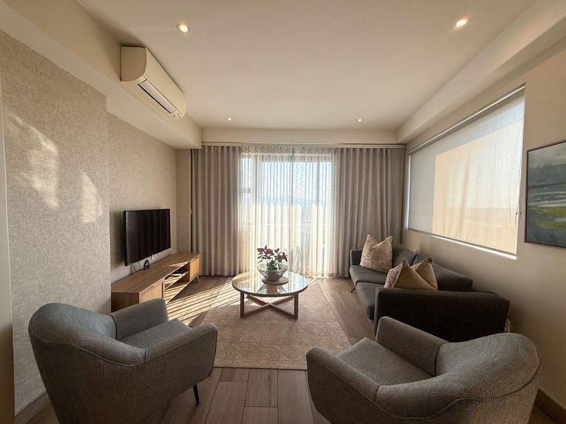 Classy Dual-Income Investment with Panoramic Views | Fully Furnished | Flexible Airbnb Layout | R2,495,000 excl. VAT - Photo 10