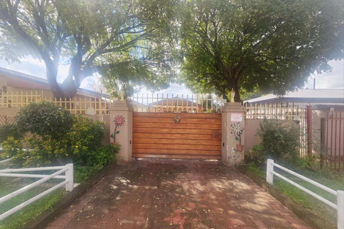 "Suburban Bliss: 3-bedroom home, Prime Location!" - Photo 4