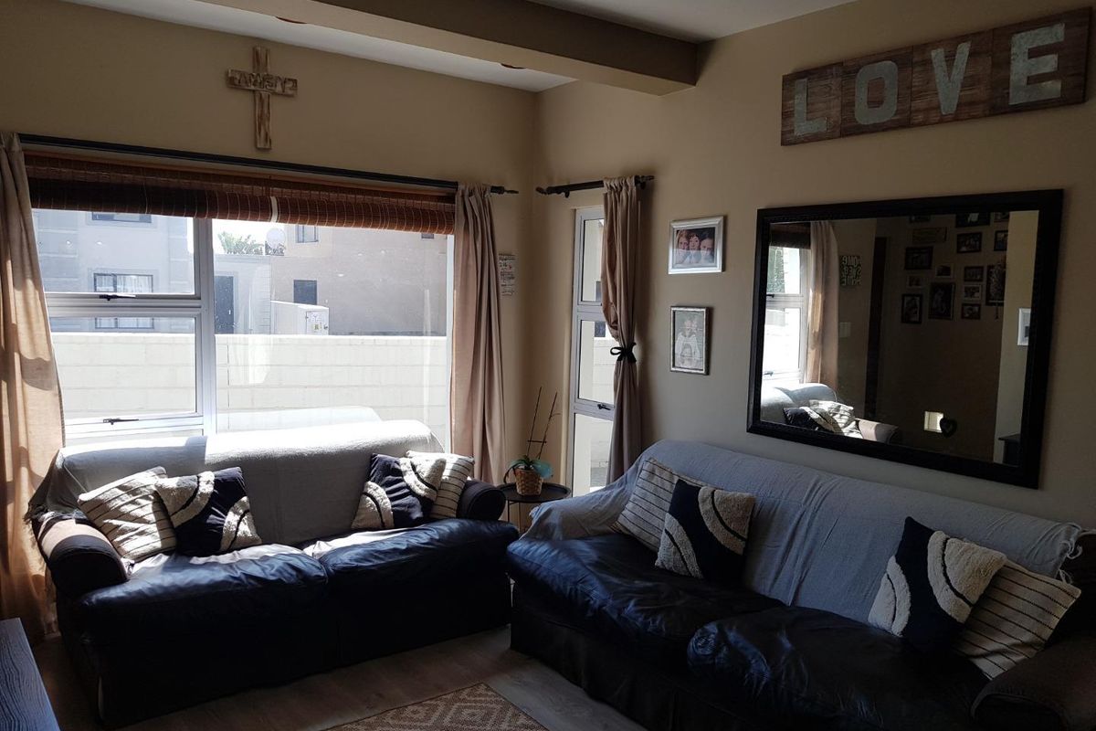 Long Beach Well Established Guest House - Photo 3