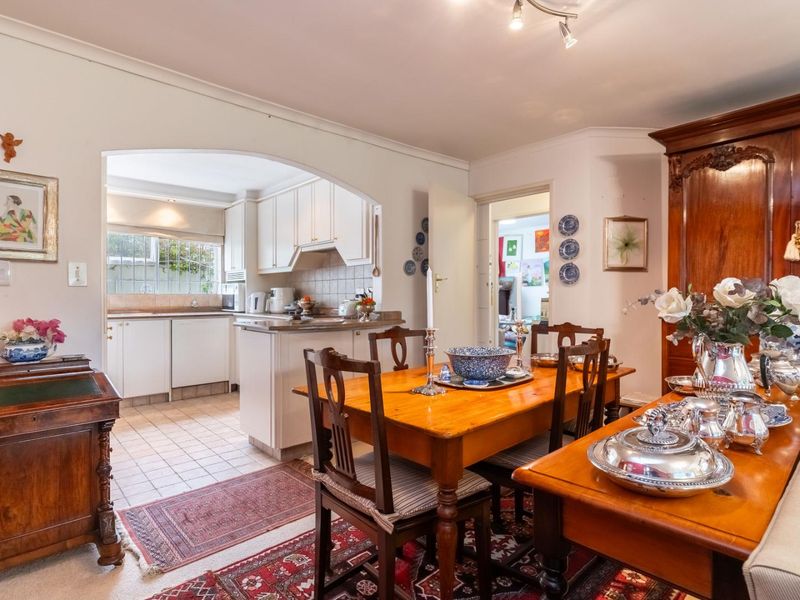 Bouganvillea Cottage - This one deserves to be seen! - Photo 9