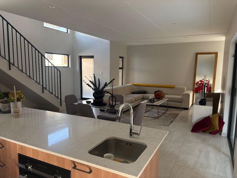 Fully Furnished 3bedrooms all en-suite - Photo 6
