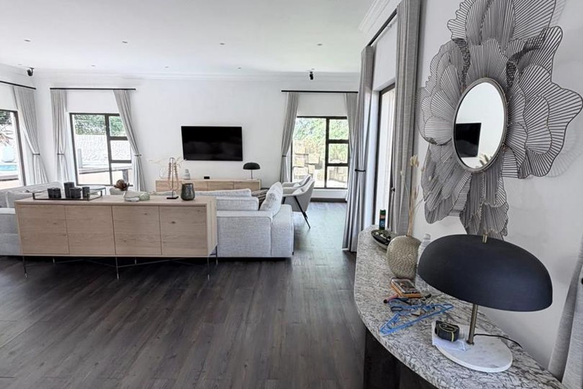 Olympia- To Let-N$70 000 - Photo 2